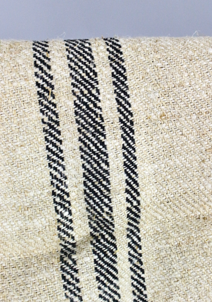 Kornsack mit schwarzen Streifen antik Kornsack mit schwarzen Streifen antik