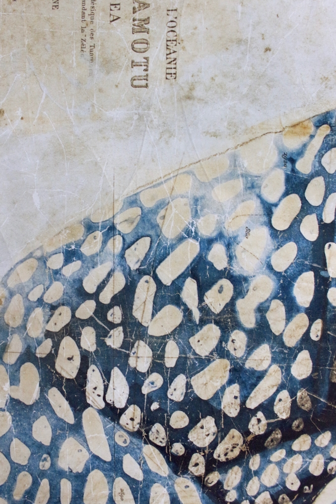 Großes Wandbild 'Chinesin mit roter Tasse' 200x150