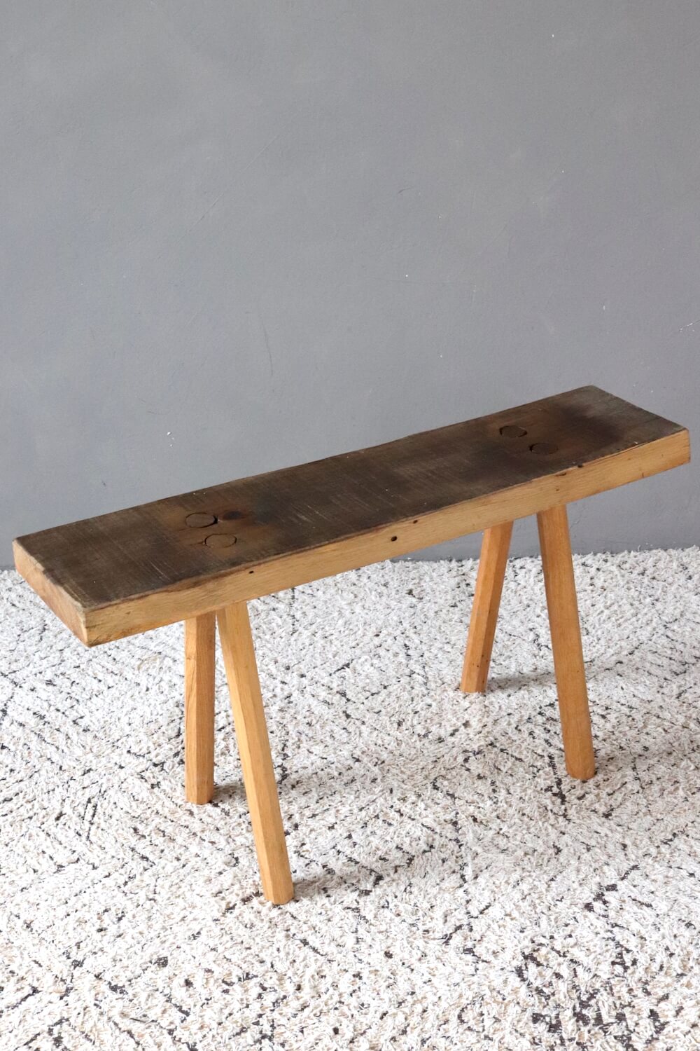 Derbe Holzbank aus Antikholz, 80 cm Derbe Holzbank aus Antikholz, 80 cm