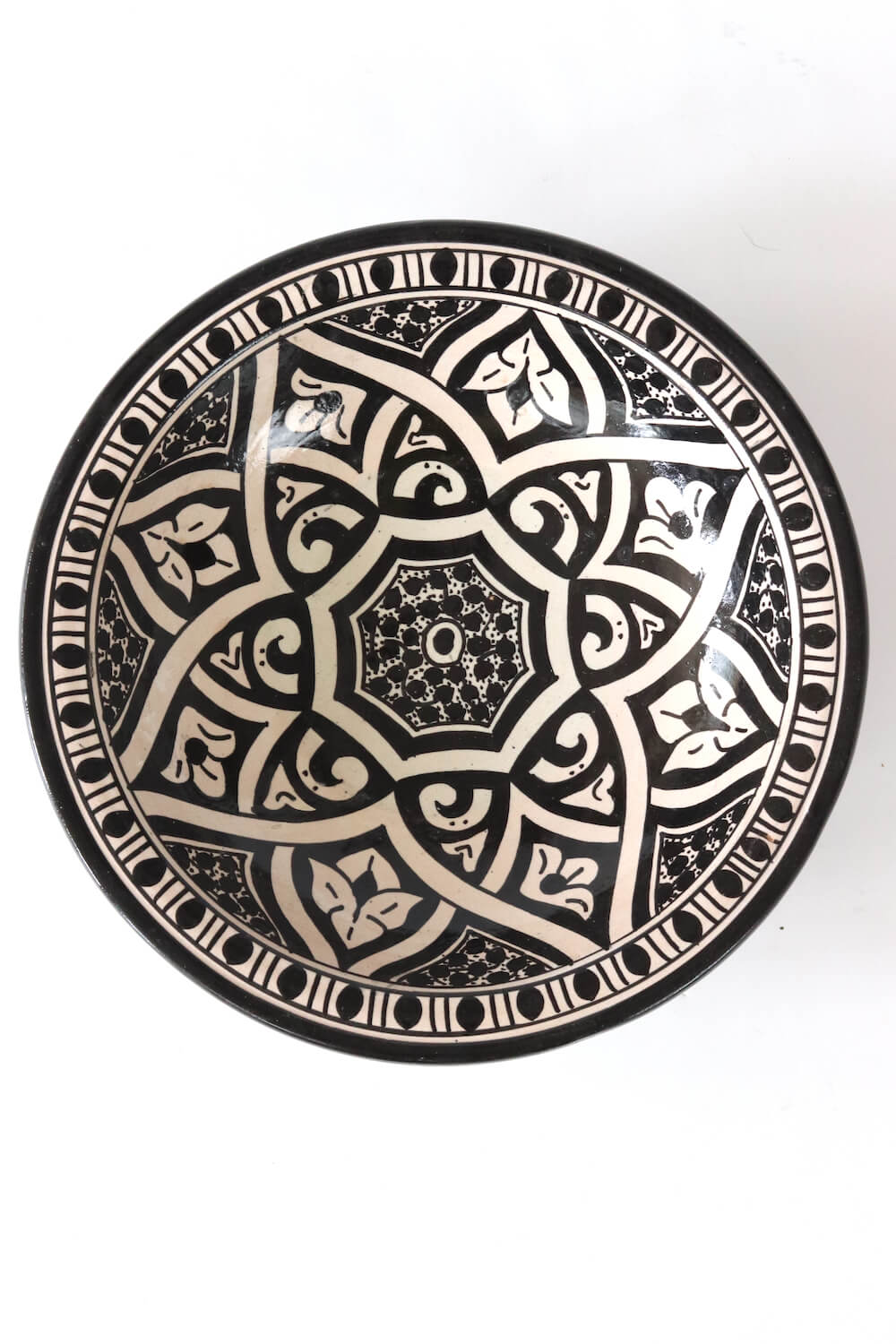 Teller Keramik mit schwarzem Ornamenten ø30 cm  