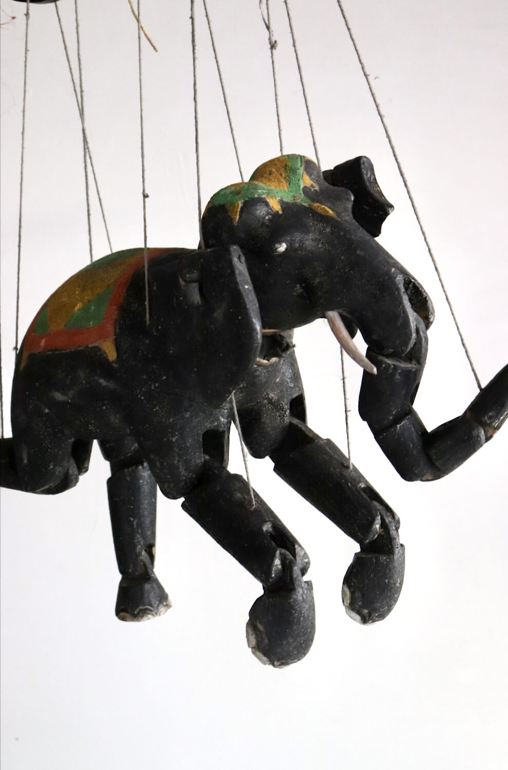 Vintage Marionette Elefant