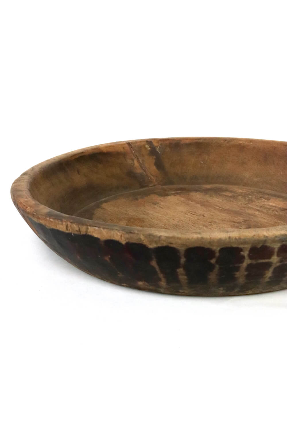 Hand-carved wooden bowl, ø 50 Hand-carved wooden bowl, ø 50