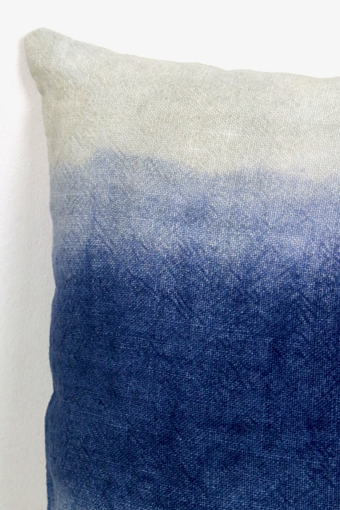 back Batikkissen Leinen weiß Indigo 35x35