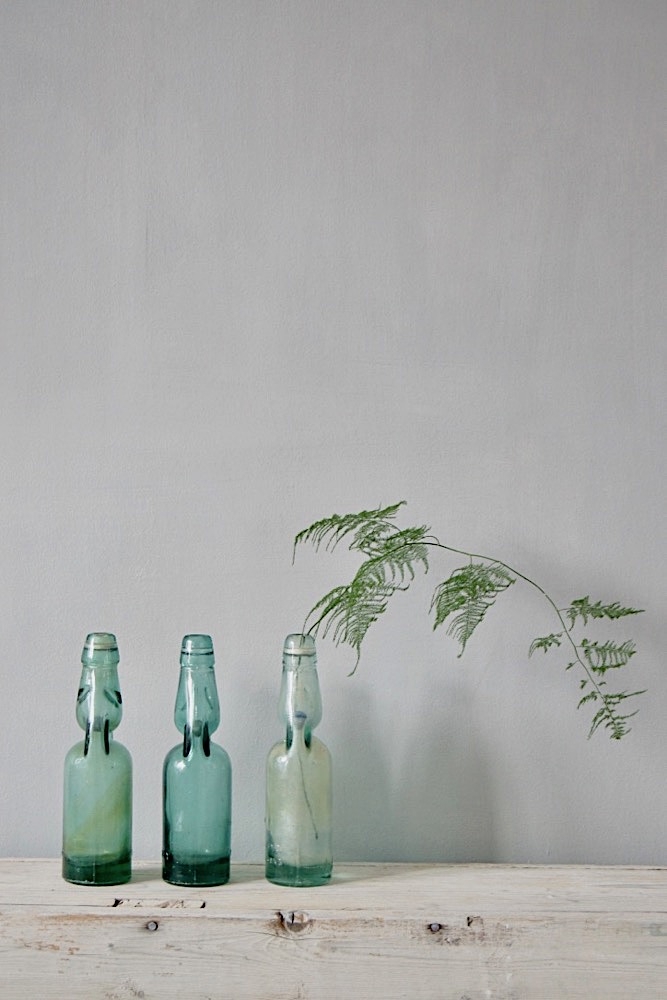 Alte Knickerflasche, Indonesien Alte Knickerflasche, Indonesien