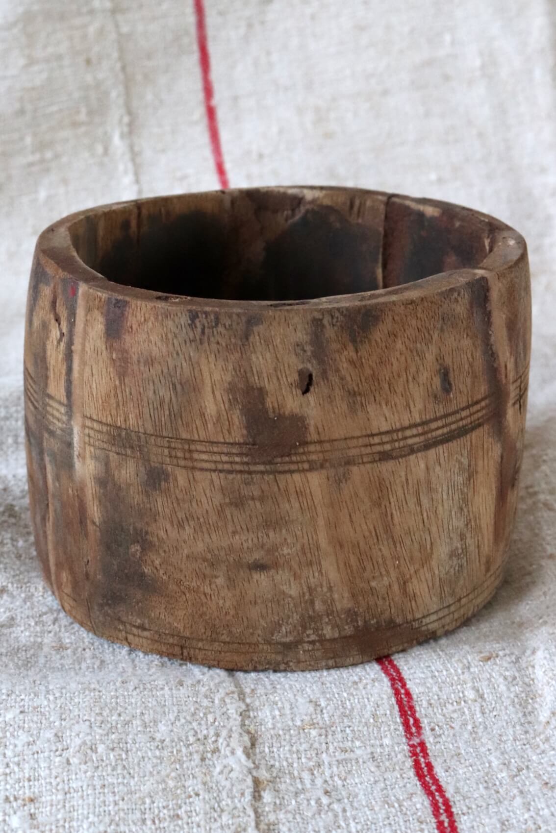 Kleiner Holztopf antik rustikal 