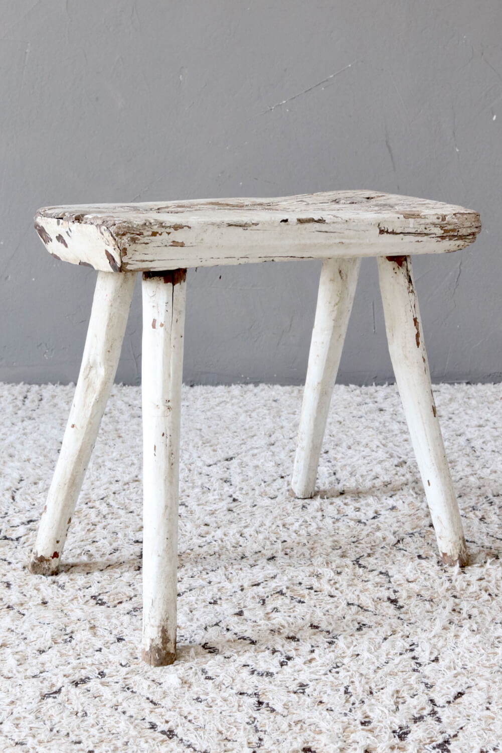 Shabby Hocker aus Holz antik