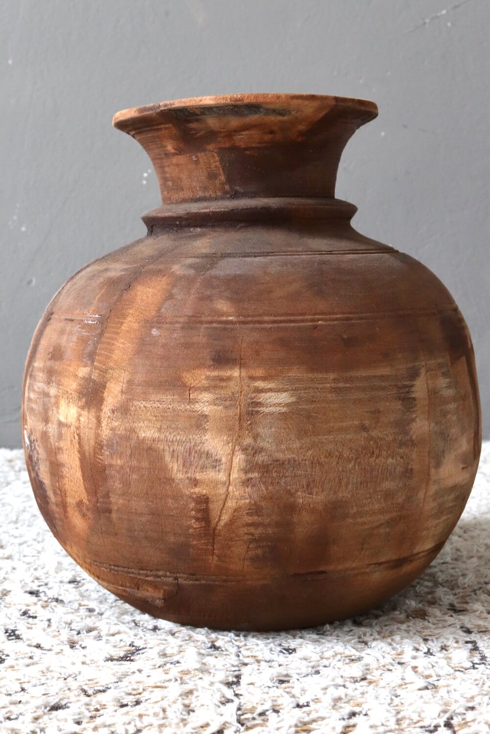Wooden neck pot Nepal, 26x26