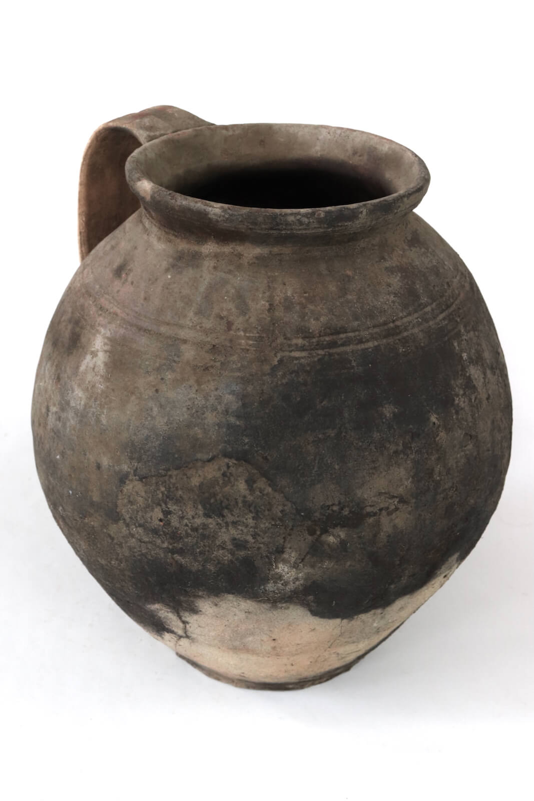 Antique terracotta jar Antique terracotta jar