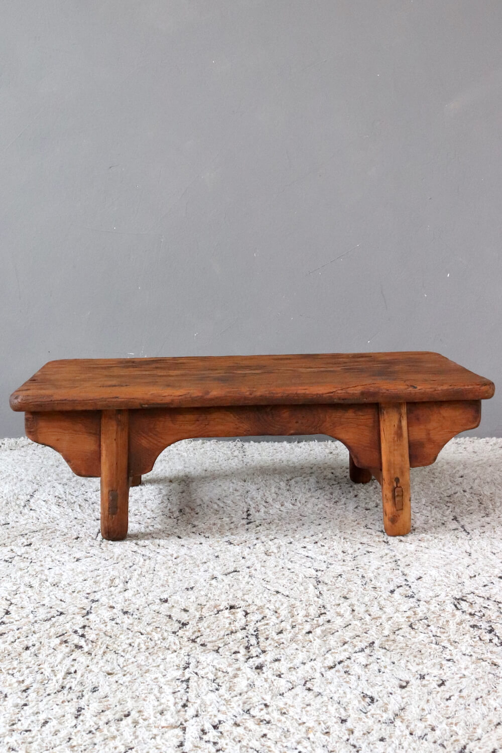 Small antique coffee table 26x76x41