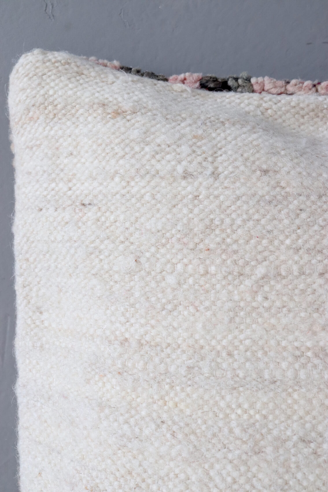 Vintage carpet cushion Morocco 60x40