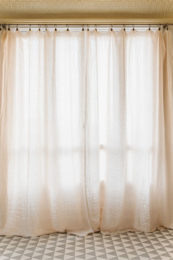 Linen curtain light pink