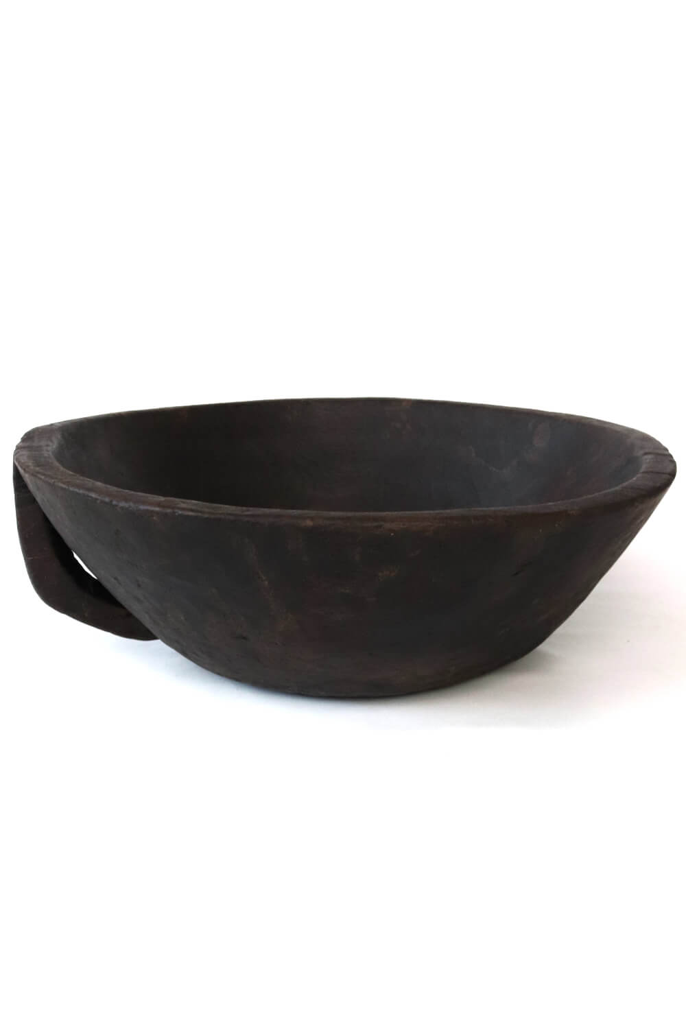 Gurage wooden bowl with handle 