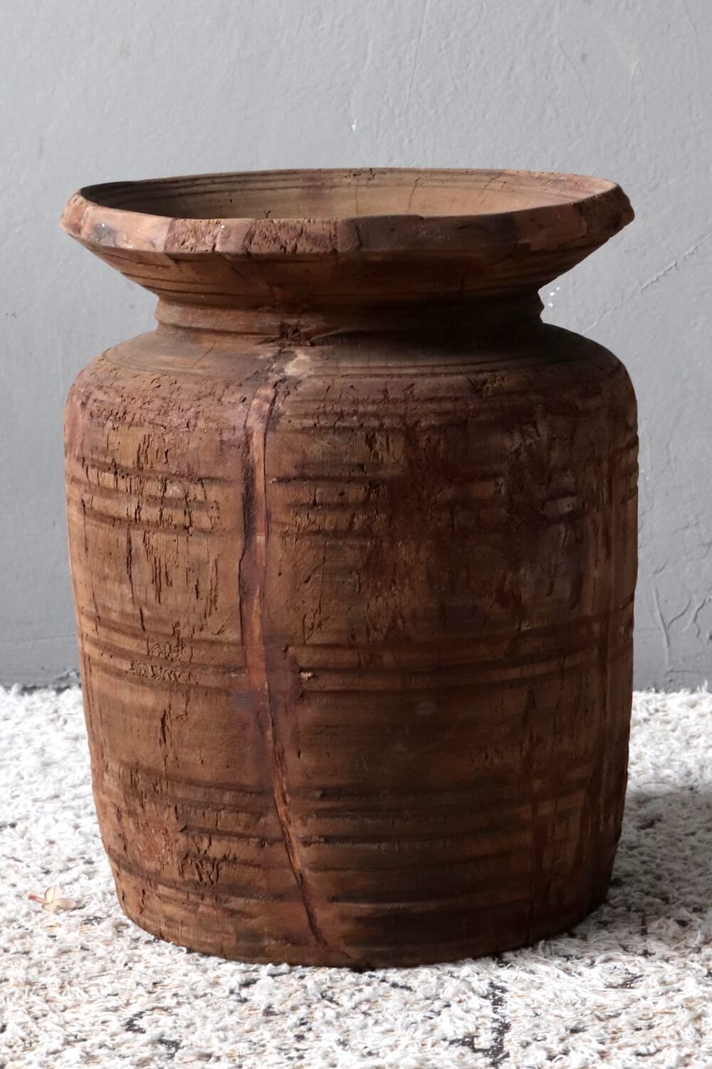 Antique rustic wooden vase 35xø27