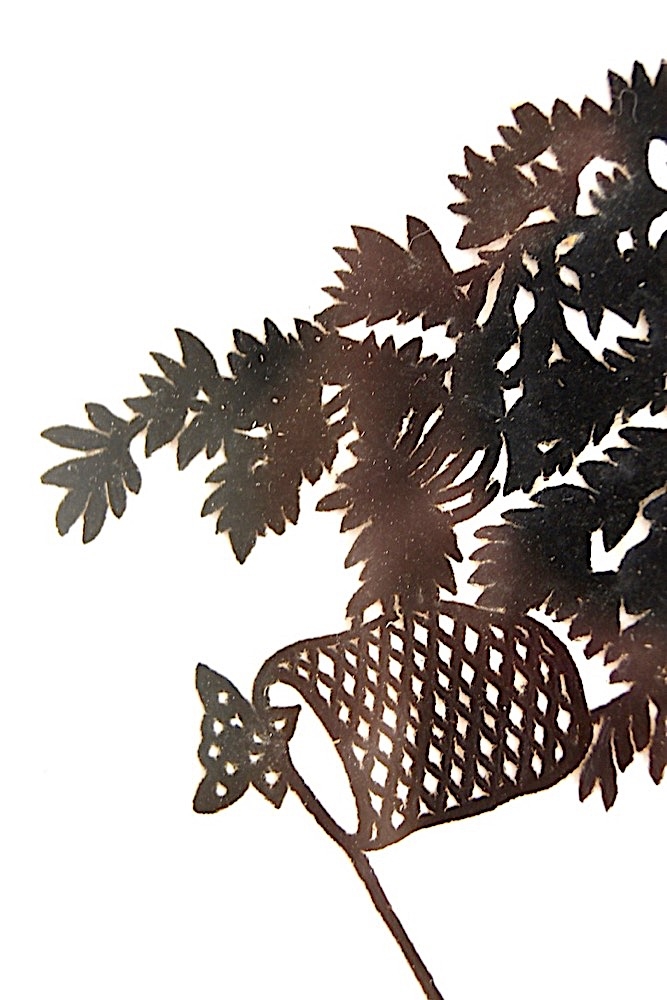 scherenschnitt, alt, antik, rahmen, bild, kunsthandwerk, erzgebirge, erzgebirgskunst, silhouette, paper cut, ancient, old, antique, frame, image, picture Antiker Scherenschnitt in modernem Rahmen