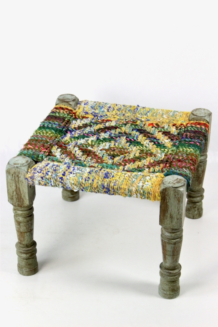 indischer hocker bunt, hocker mit stoffgeflecht , bunter hocke mit Holzbeinen Hocker mit buntem Geflecht Indien, 40x50x50