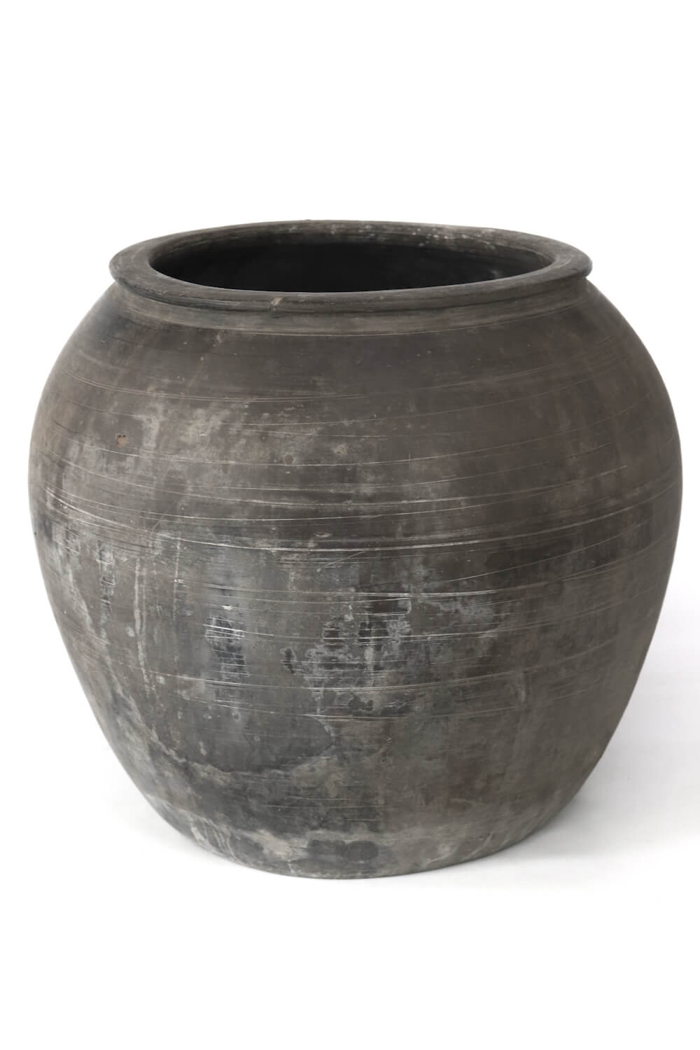 Large antique clay pot, 34xø40