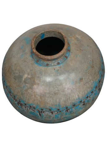 indische Metallvase mit blauer Farbe