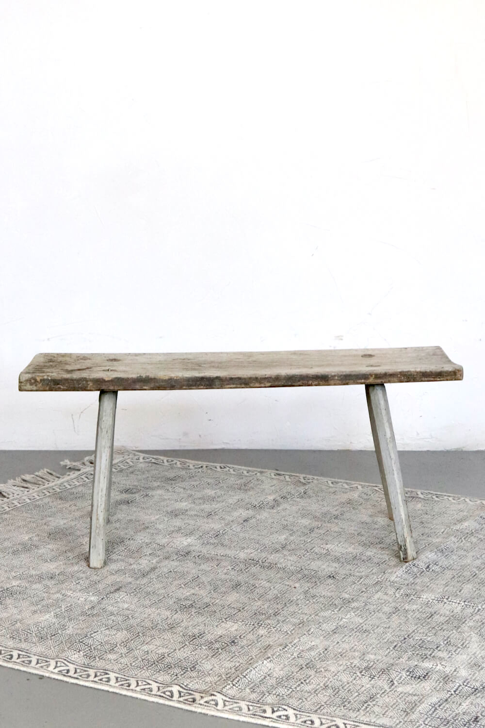 Old bench with grey legs, 82 cm