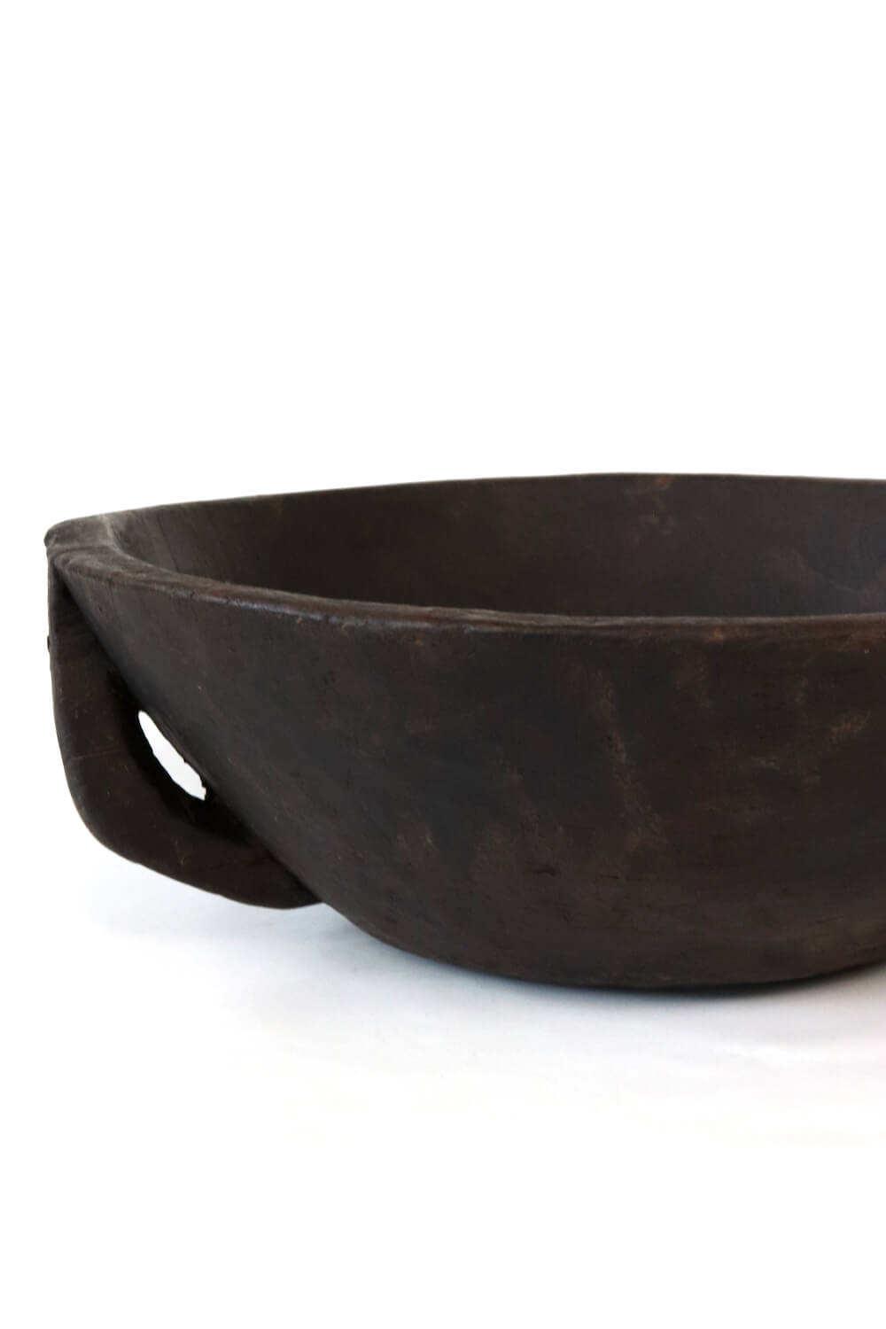 Gurage wooden bowl with handle 