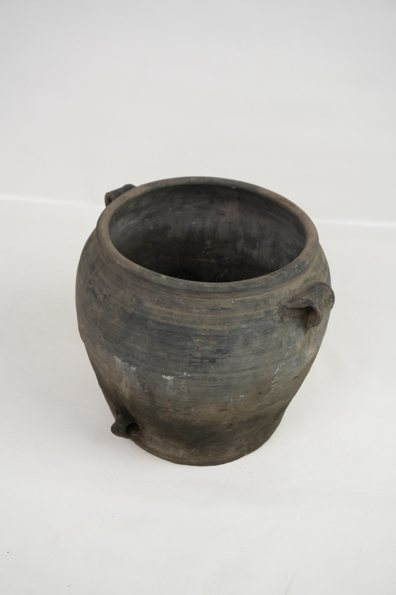 Terrakotta Topf dunkelgrau, antik China 28xø32