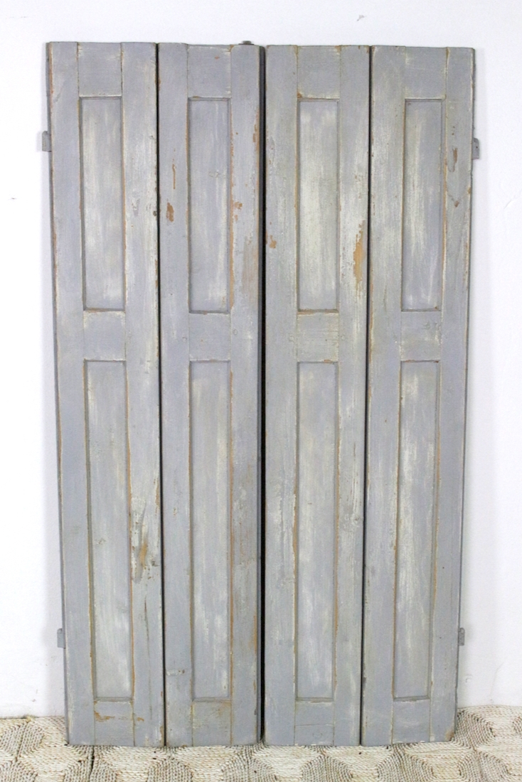 back Grauer Holzfensterladen antik, 140x41