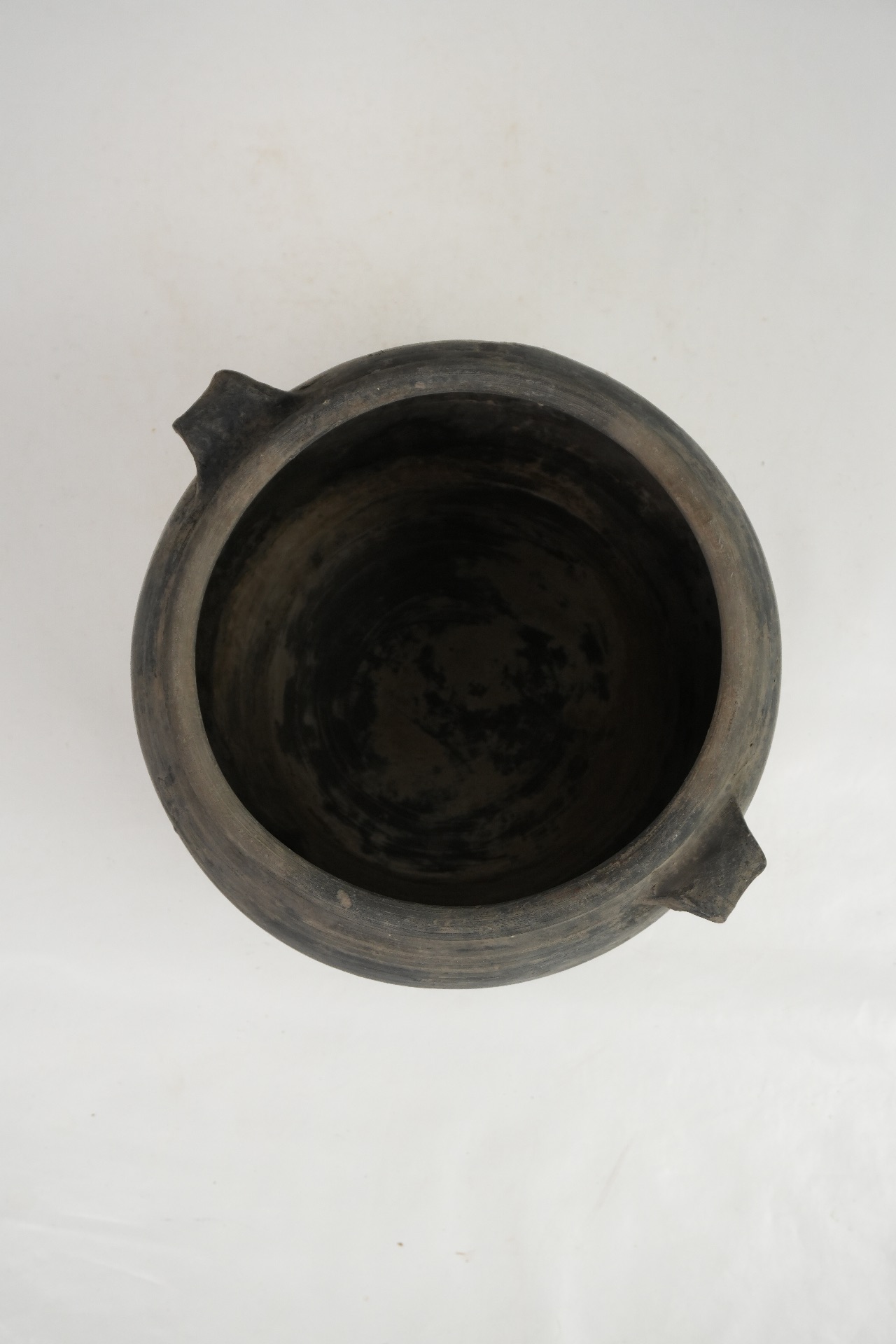 Terrakotta Topf dunkelgrau, antik China 28xø32