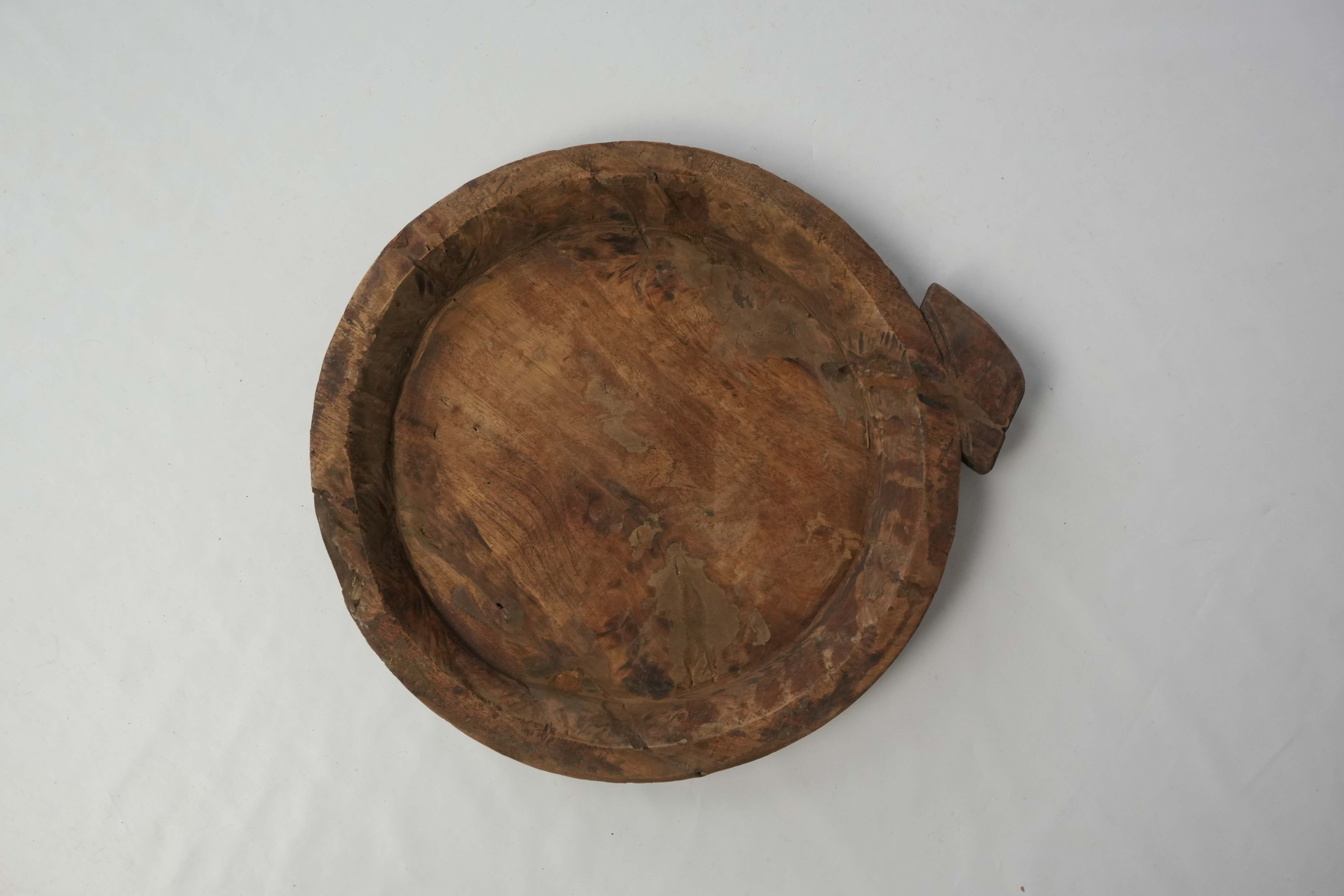 Holzschale antik mit Griff Indien Ø 44 cm