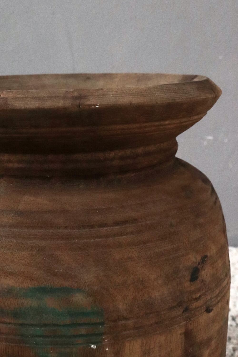 Antique vase from Nepal 37xø28 Antique vase from Nepal 37xø28