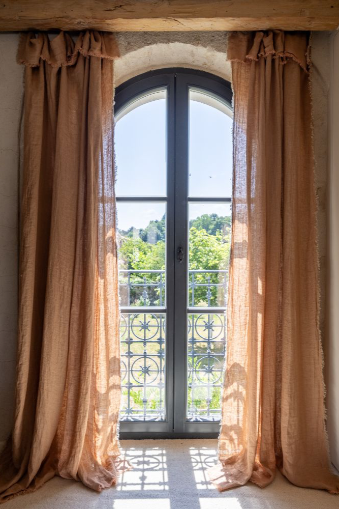 Linen curtain light pink