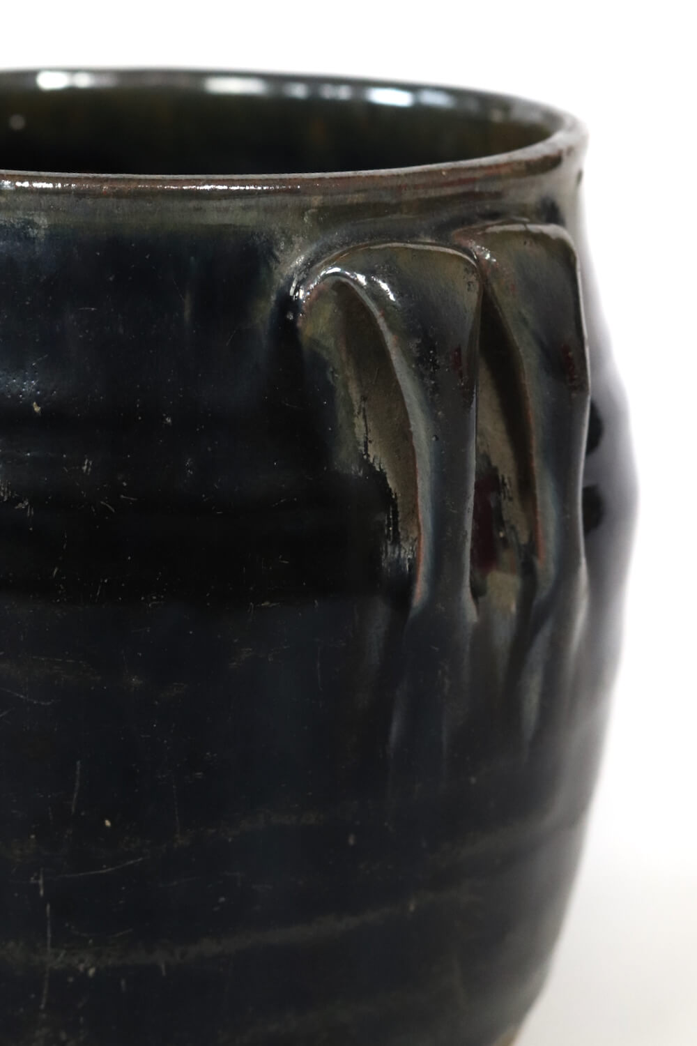 Chinese vase antique black, 18x17