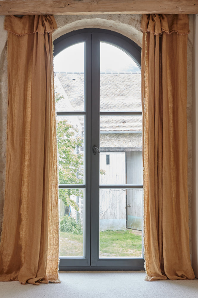 Linen curtain light pink