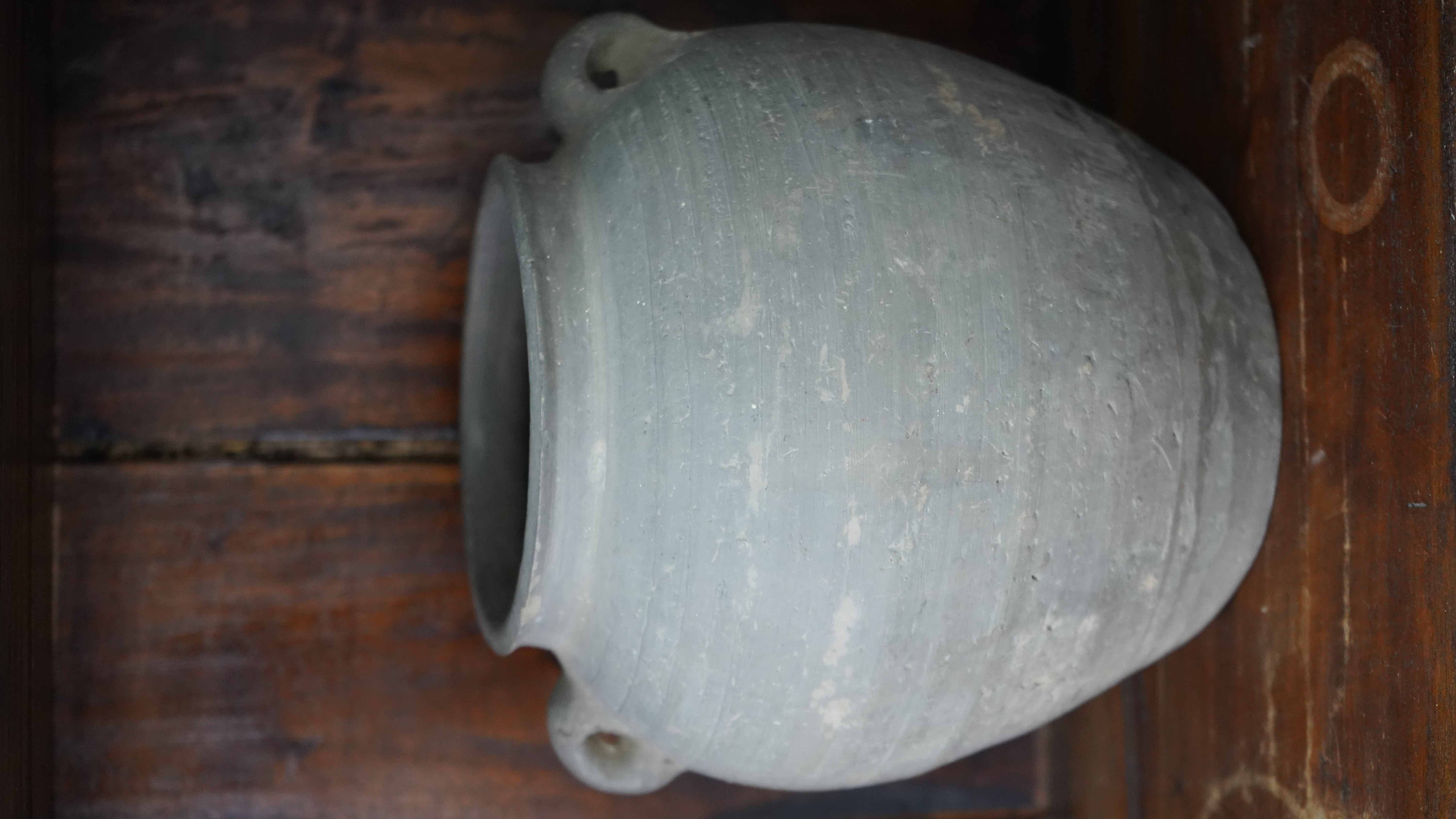 antiker kleiner Ton-Topf - China