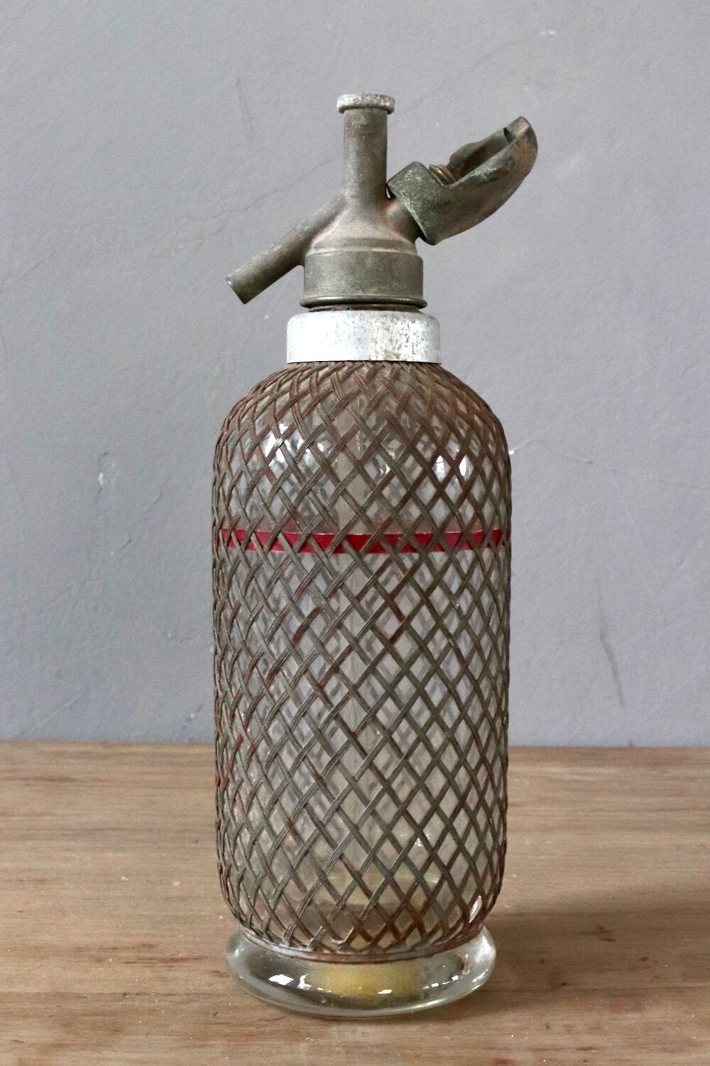 Sparklets London  seltzer bottle 