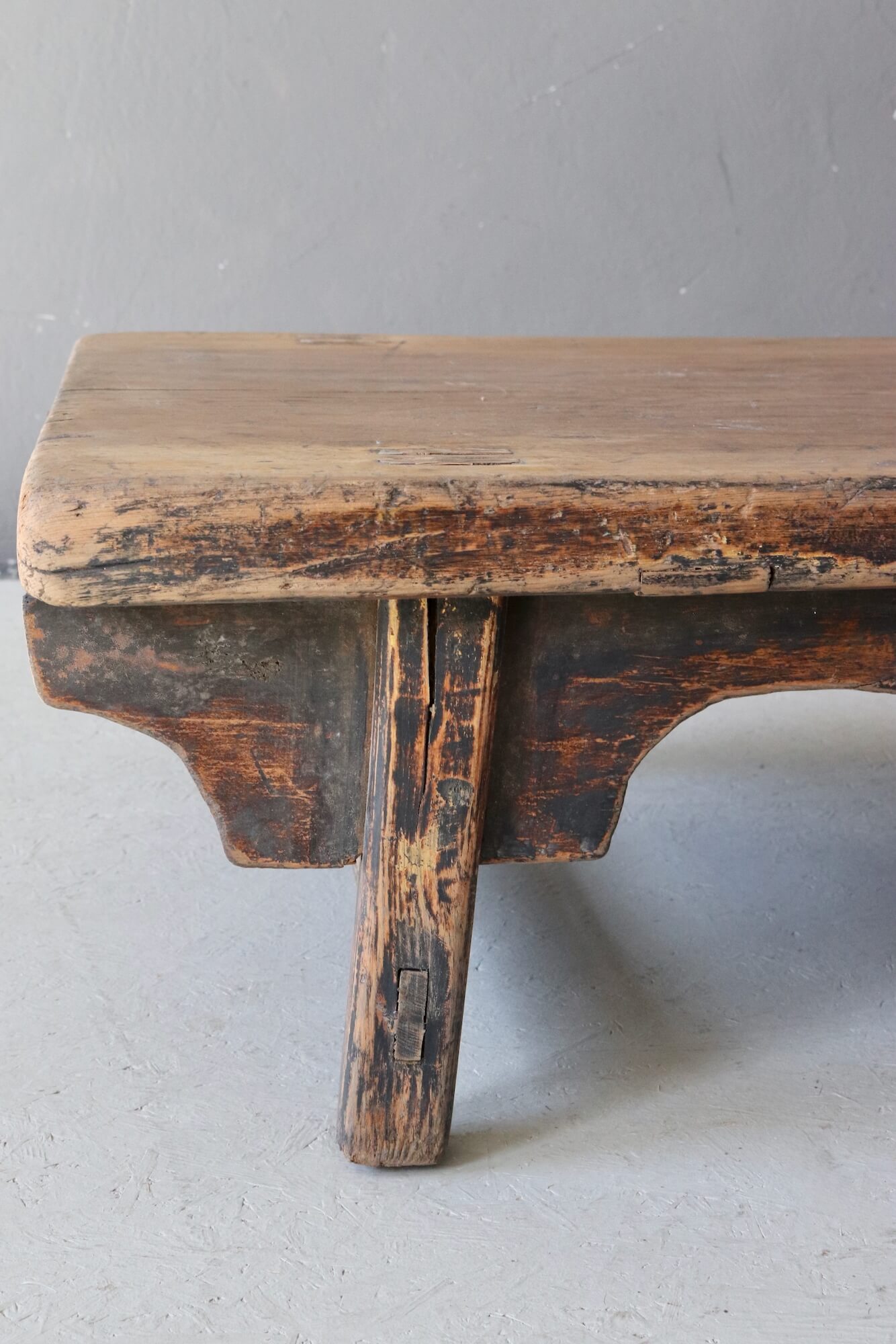 Holztisch China antik 27x85x50