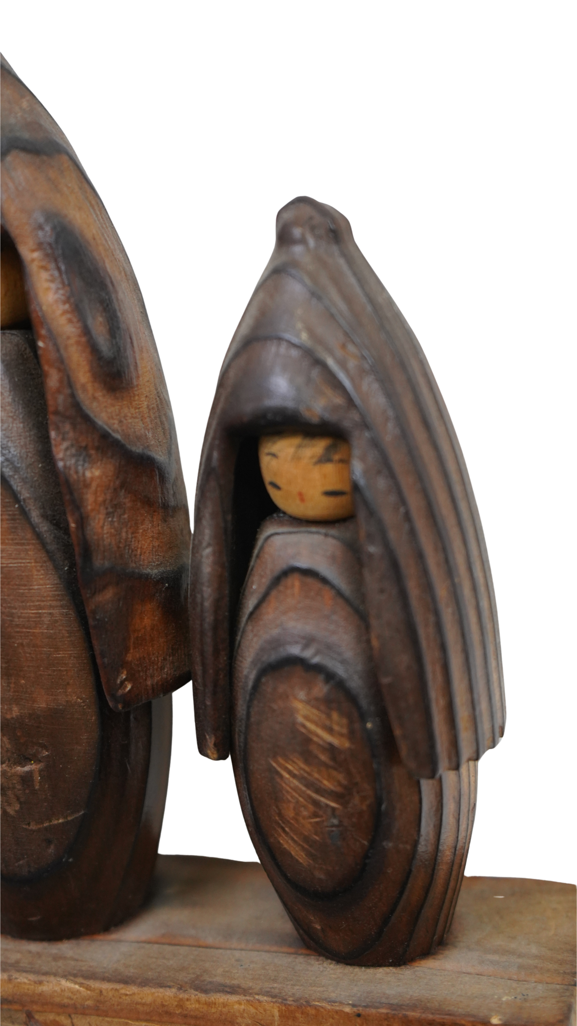 „Stille Verbundenheit“ – Skulpturales Holzfiguren-Duo im japanischen Stil