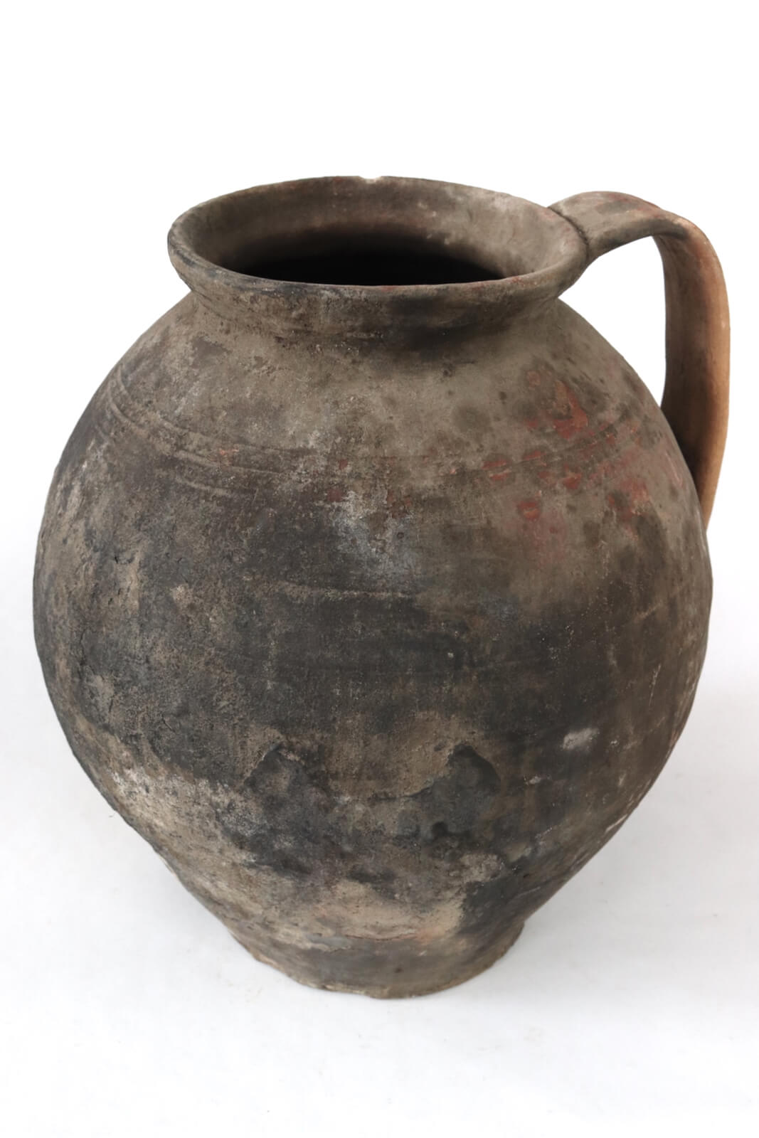 Antique terracotta jar Antique terracotta jar