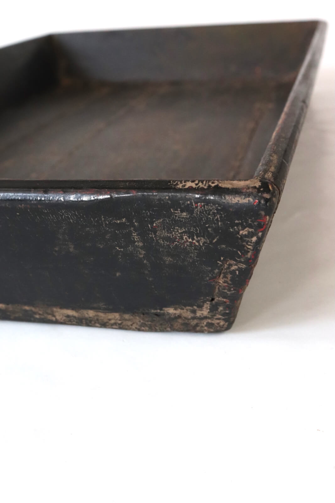 Antique Chinese tray black, 57x32