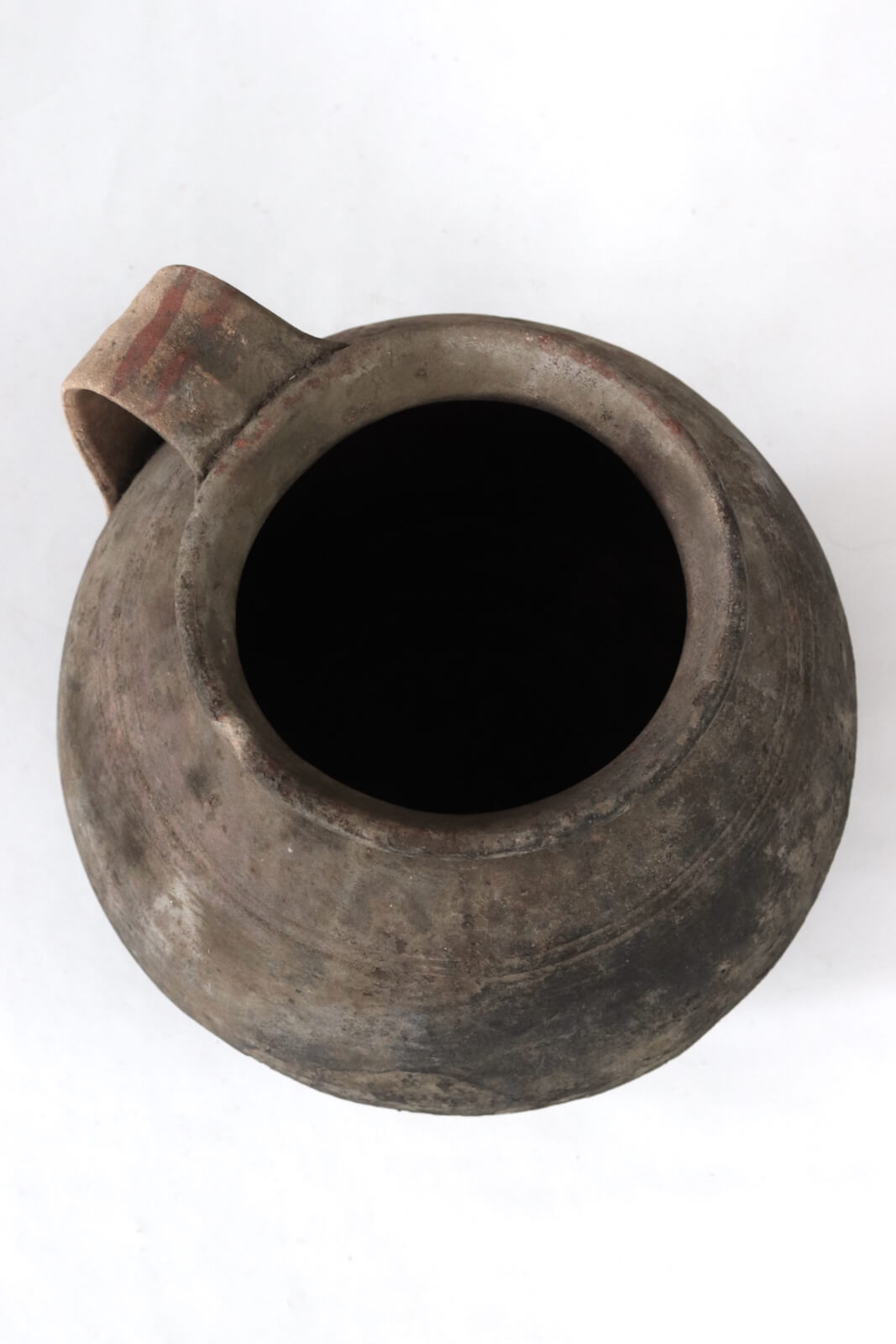 Antique terracotta jar Antique terracotta jar