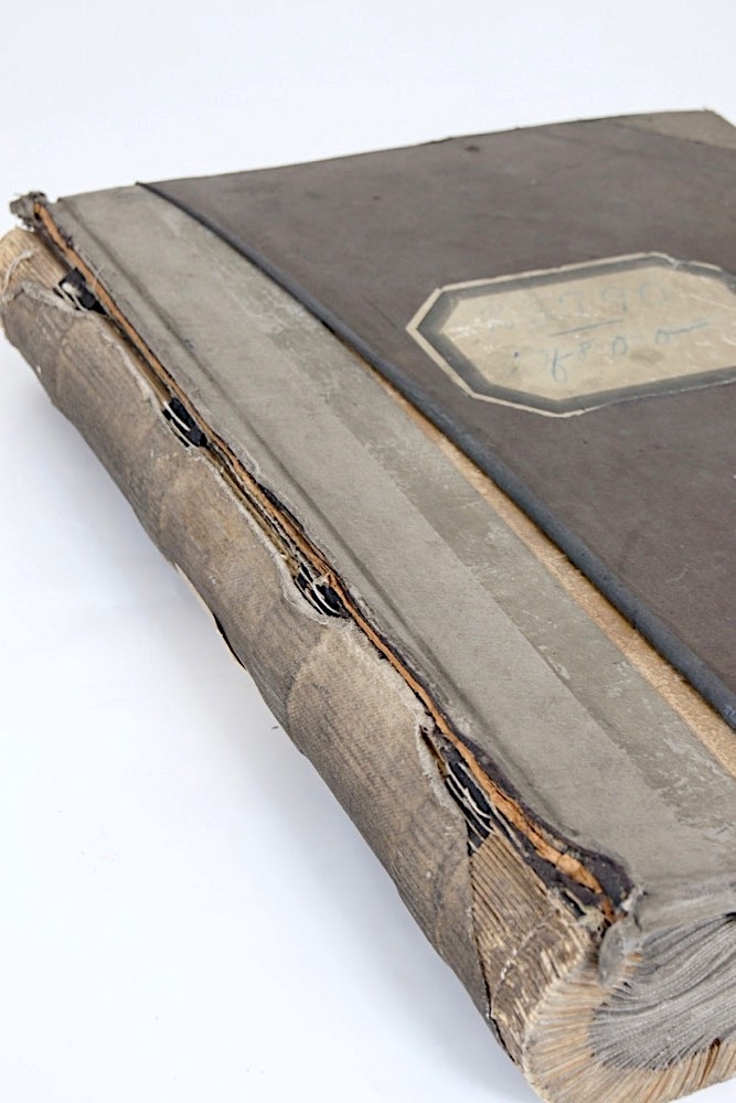 buch, alt, antik, musterbuch, spitzen, spitzenmuster, embroidery, sample, book, old, antique, ancient, antiquariat, bücher, antiquität Antikes Buch mit Spitzenmustern