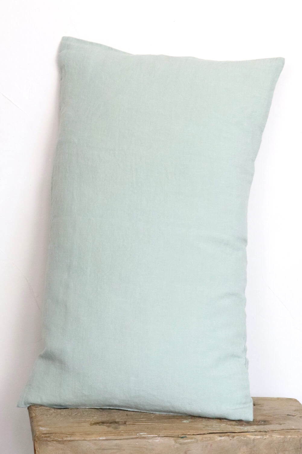 Linen cushion light green 50x30 