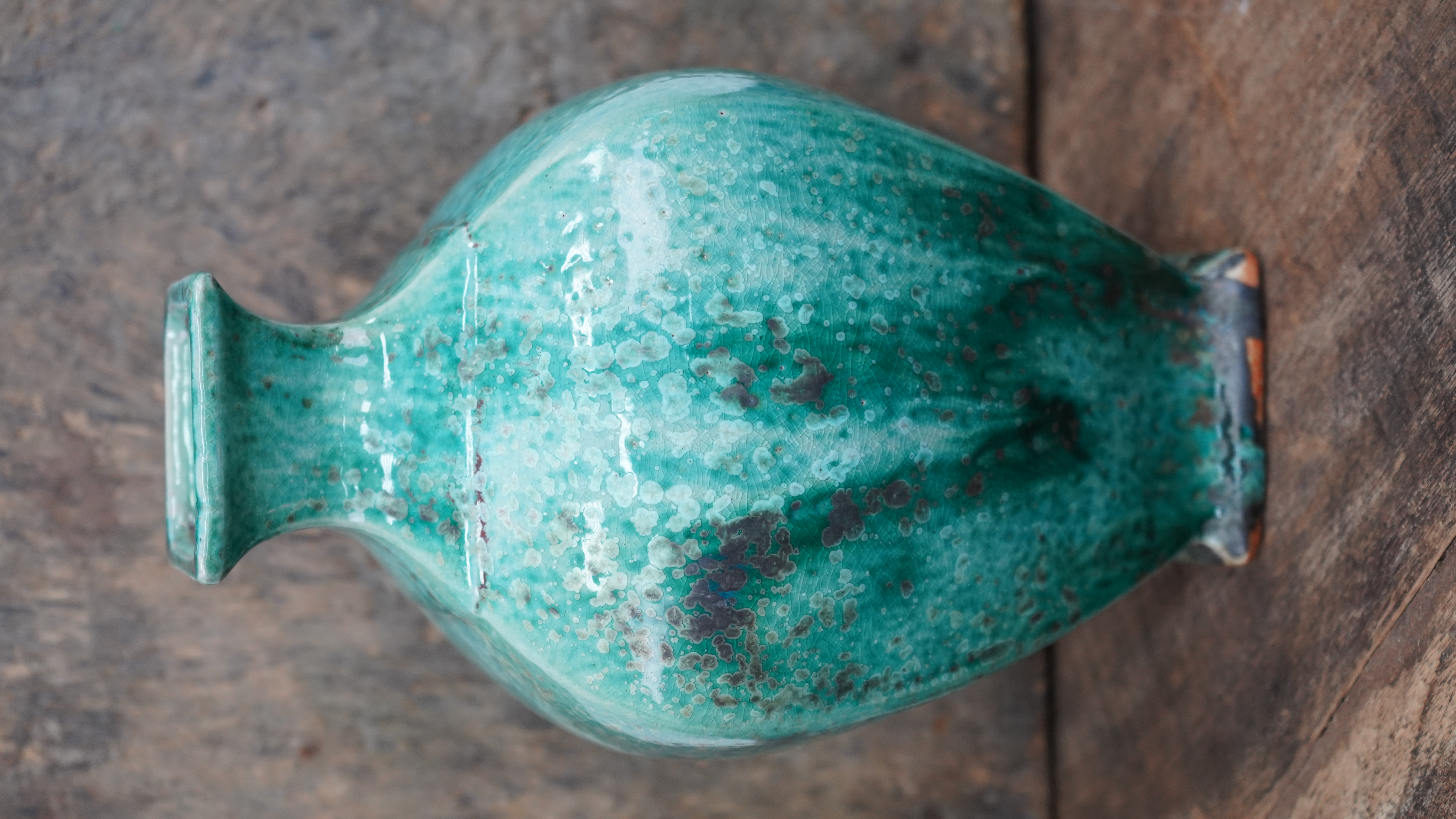 Porzellanvase türkis mit Glasur