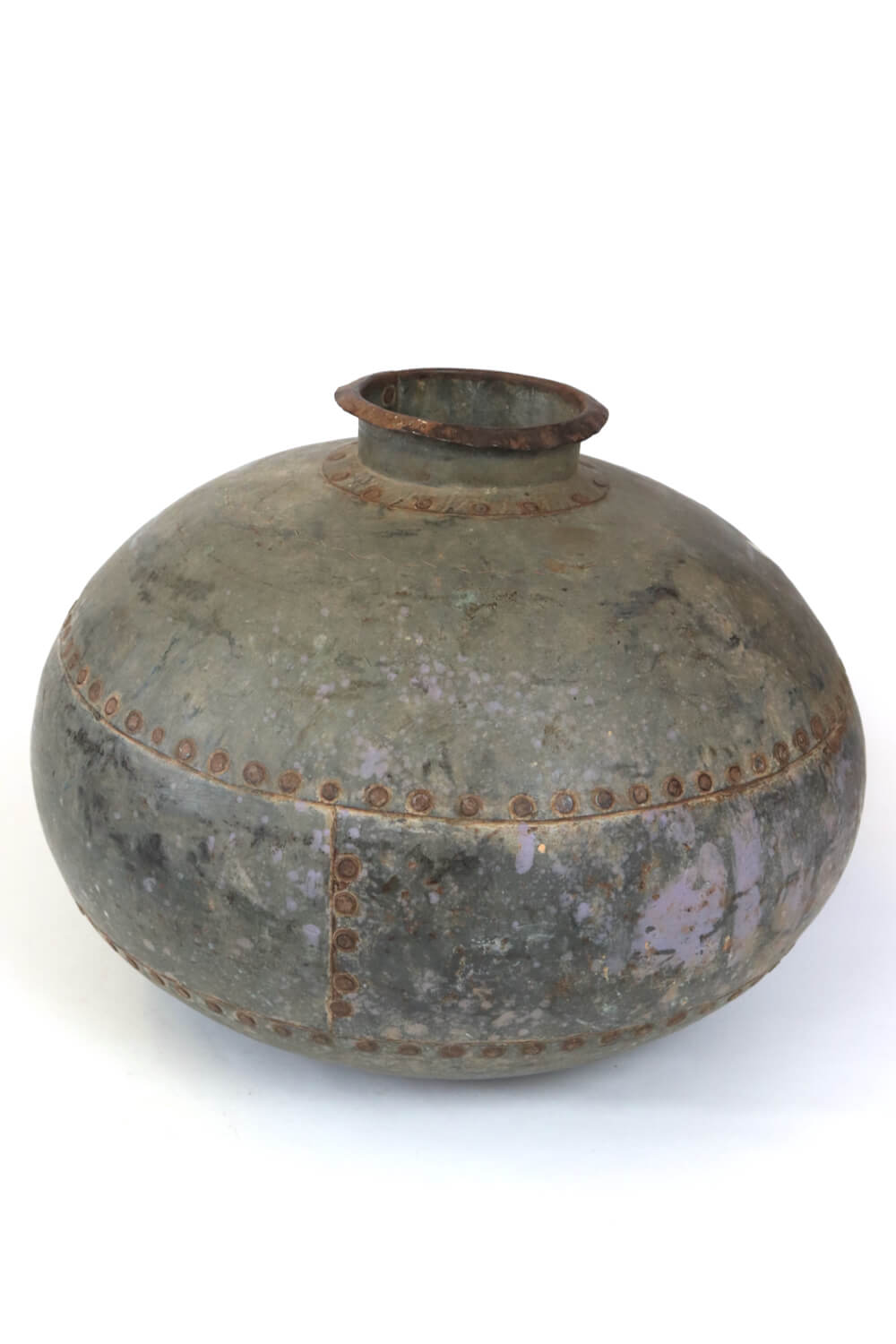 Metal jar antique