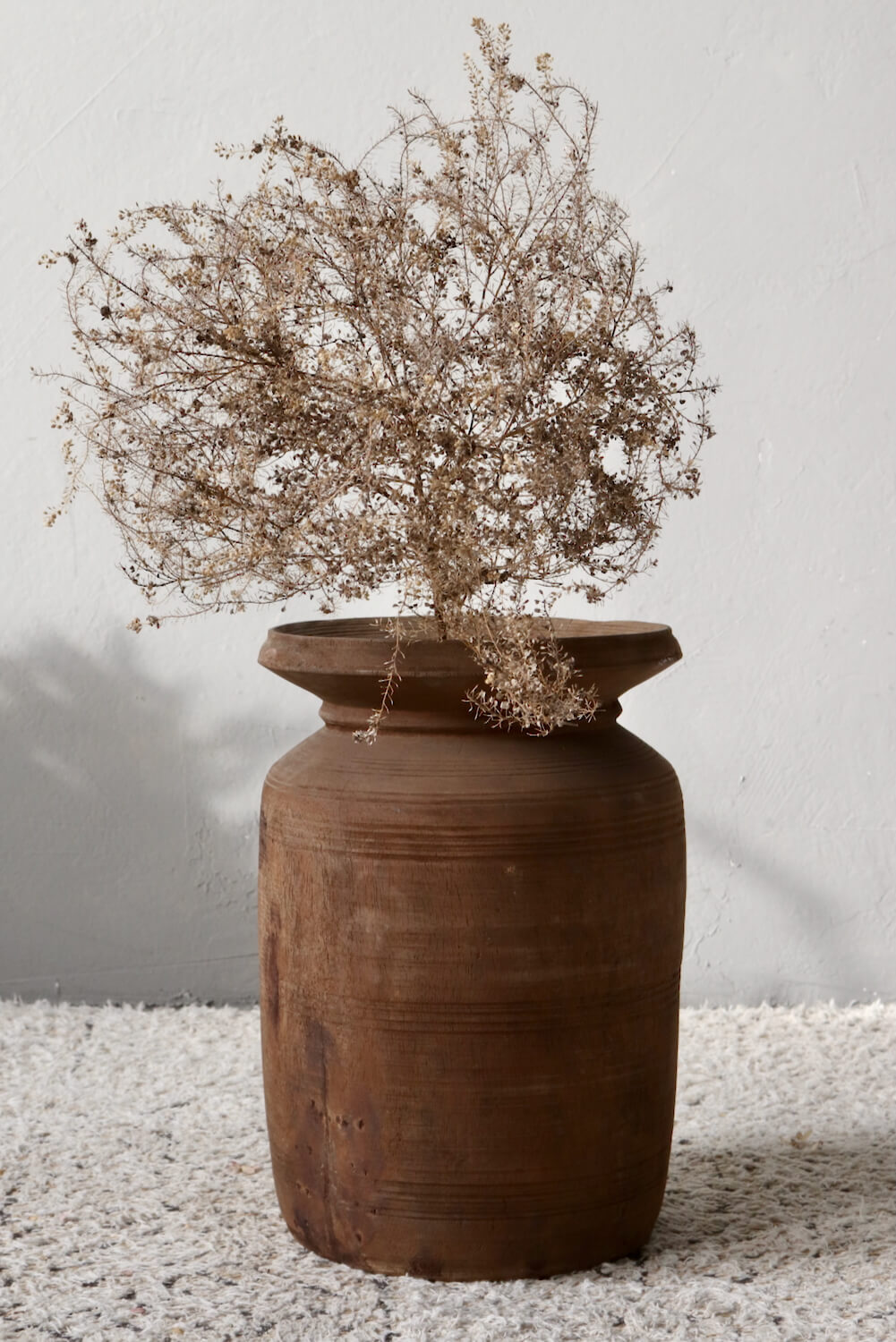 Antique vase from Nepal 34xø24