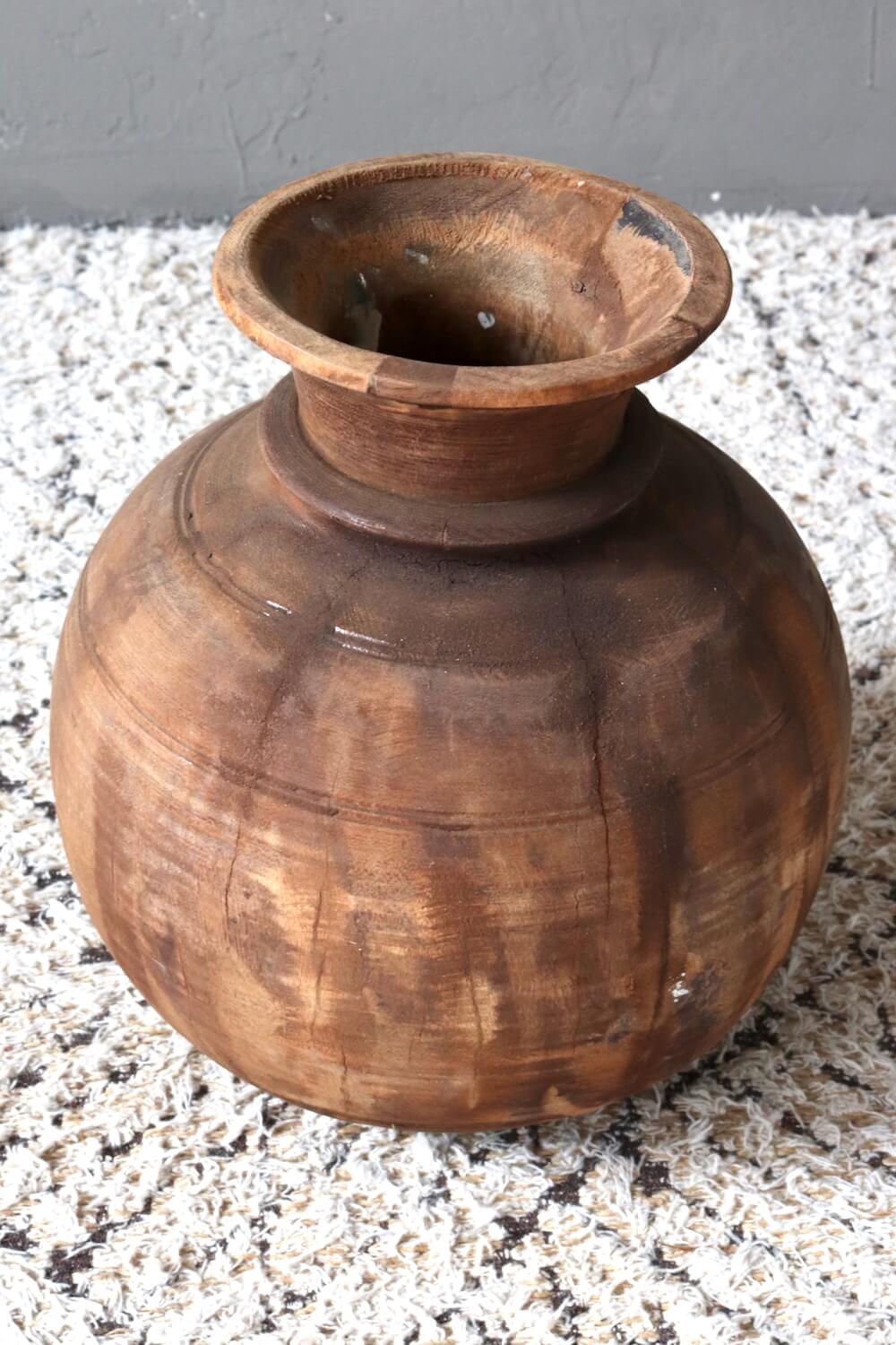 Wooden neck pot Nepal, 26x26