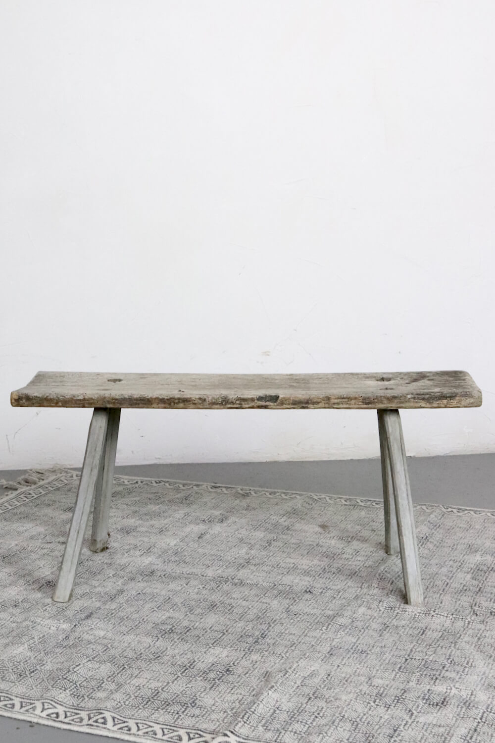 Old bench with grey legs, 82 cm