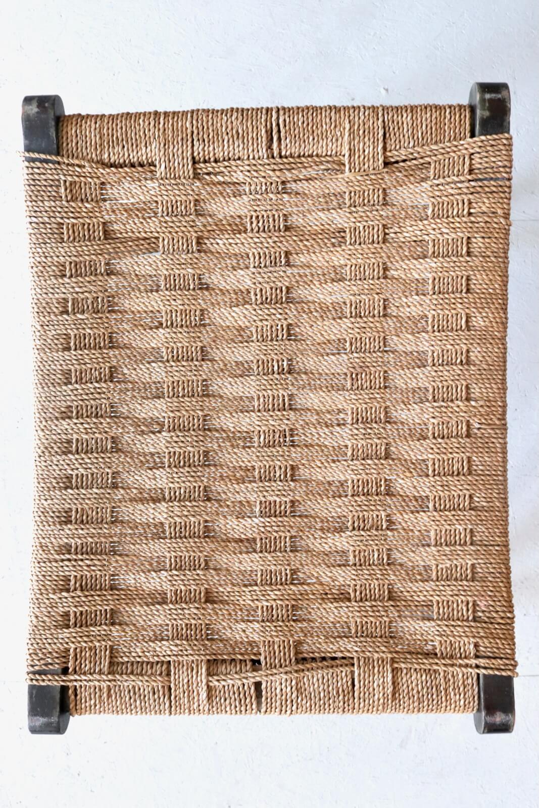 Mid-Century Hocker mit Geflecht Mid-Century Hocker mit Geflecht