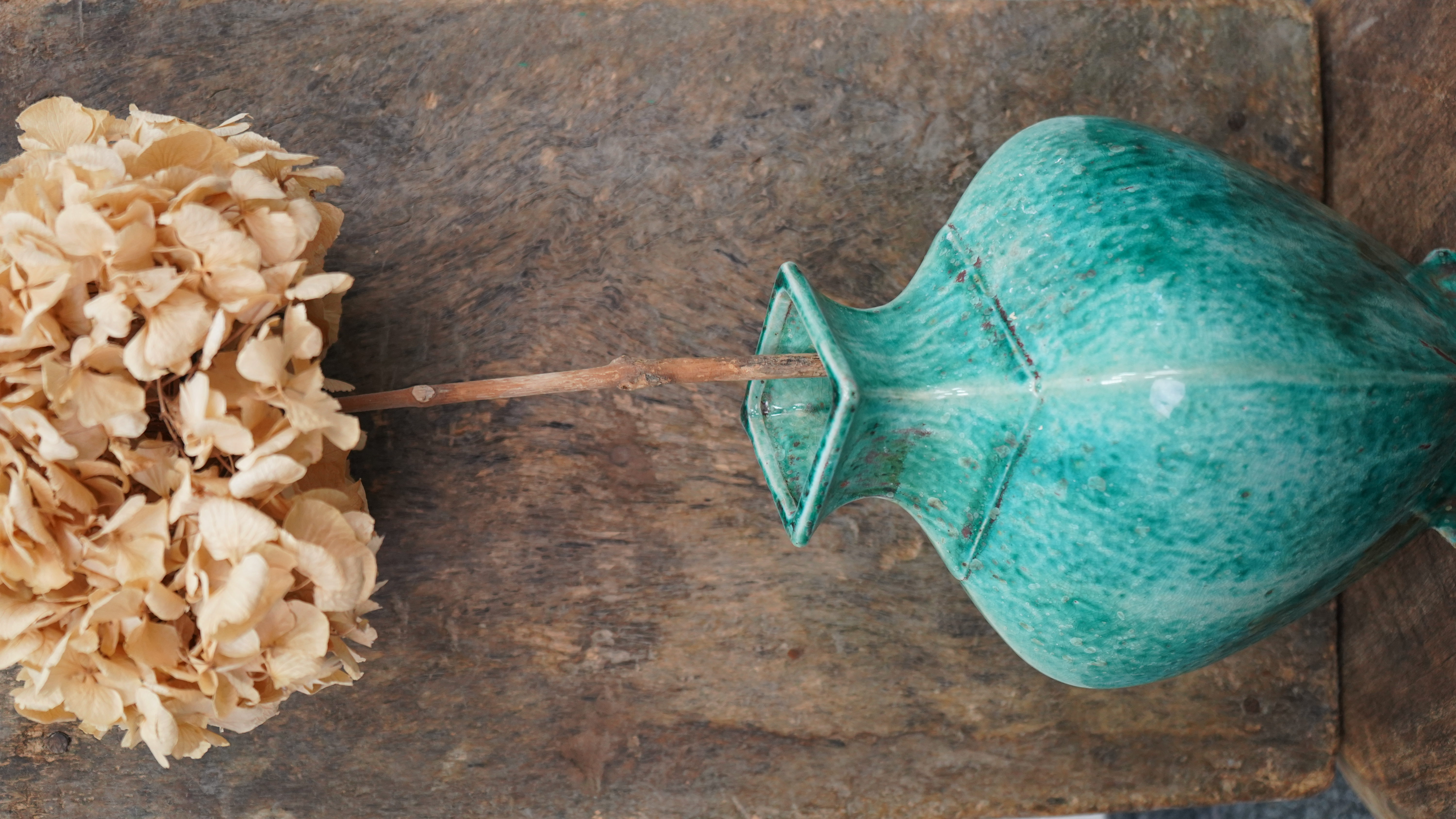 Porzellanvase türkis mit Glasur