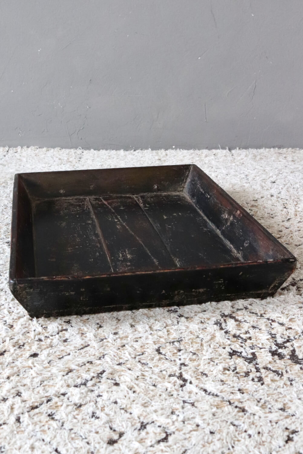 Antique Chinese tray black, 52x35