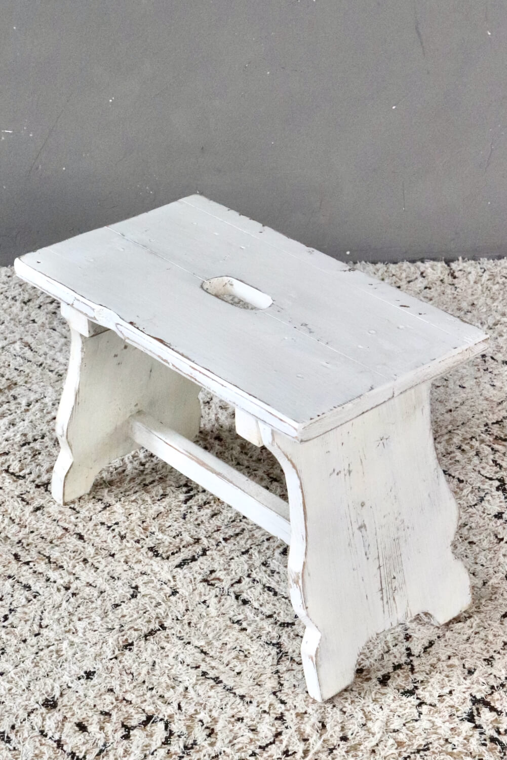 Shabby Holzschemel weiß