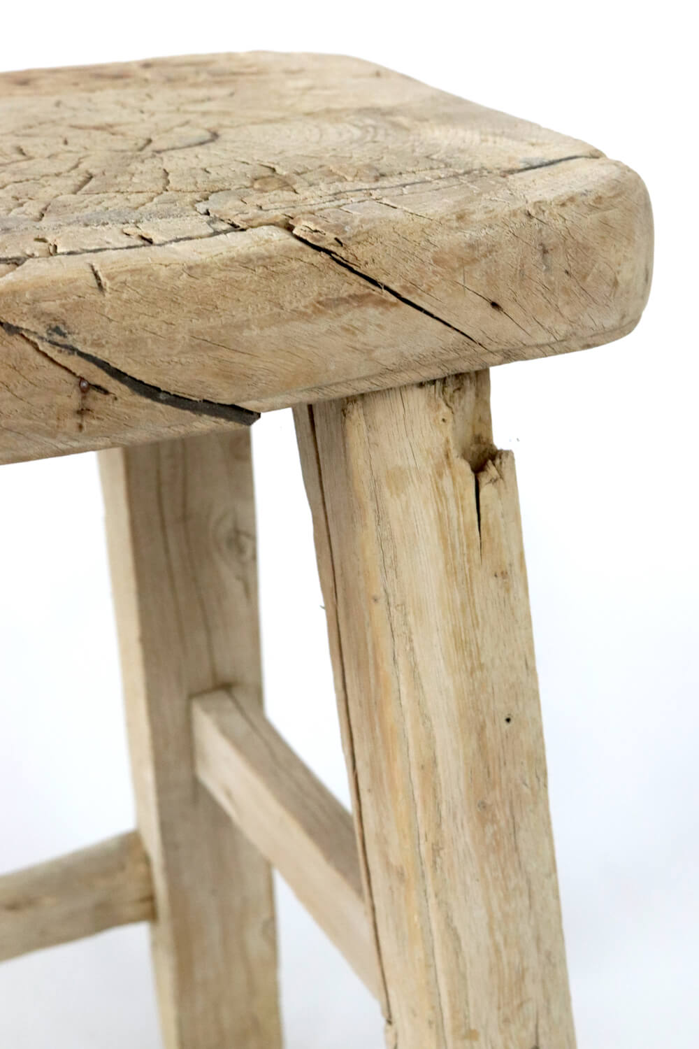 Arbeitshocker aus Holz China antik
